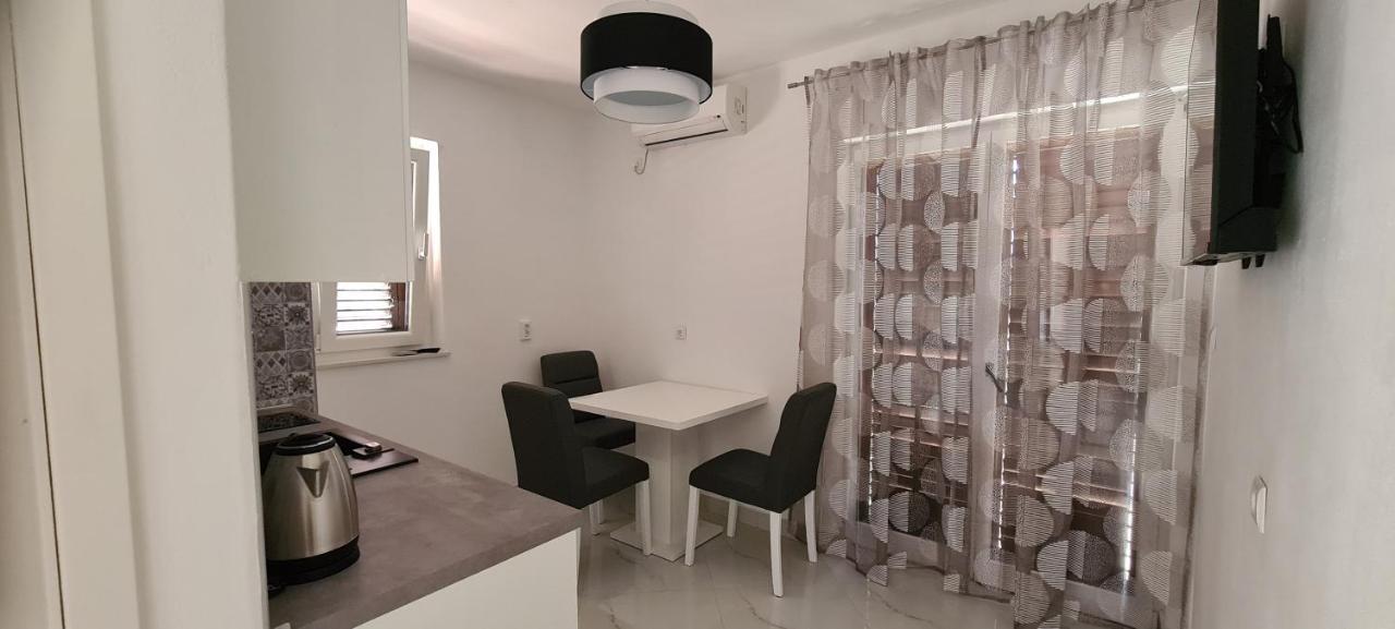 Apartments Orlic سالي المظهر الخارجي الصورة